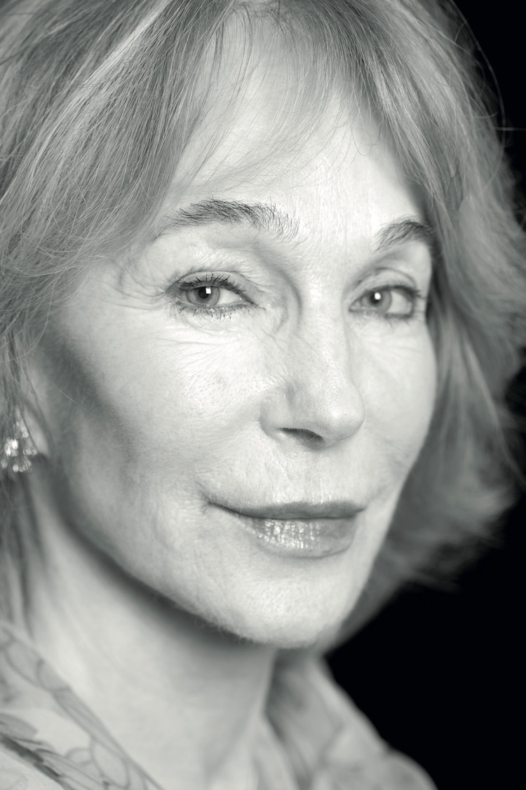 Total MK | ON STAGE: FIlm and theatre legend Shirley Anne Field speaks ...